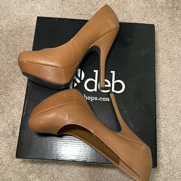 Brown platform heel - Picture 3 of 6
